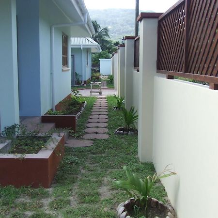 Le Relax Self Catering Apartment Ла-Діг Екстер'єр фото