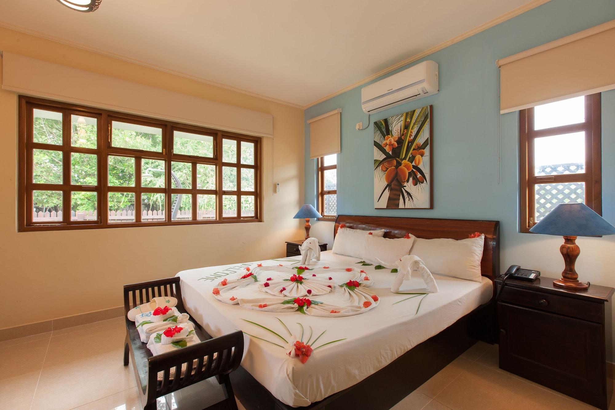 Le Relax Self Catering Apartment Ла-Діг Екстер'єр фото