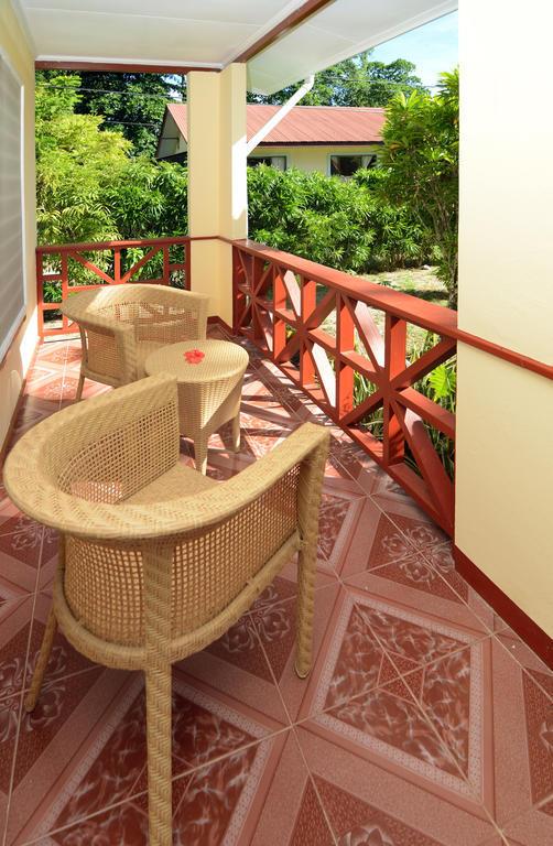 Le Relax Self Catering Apartment Ла-Діг Екстер'єр фото