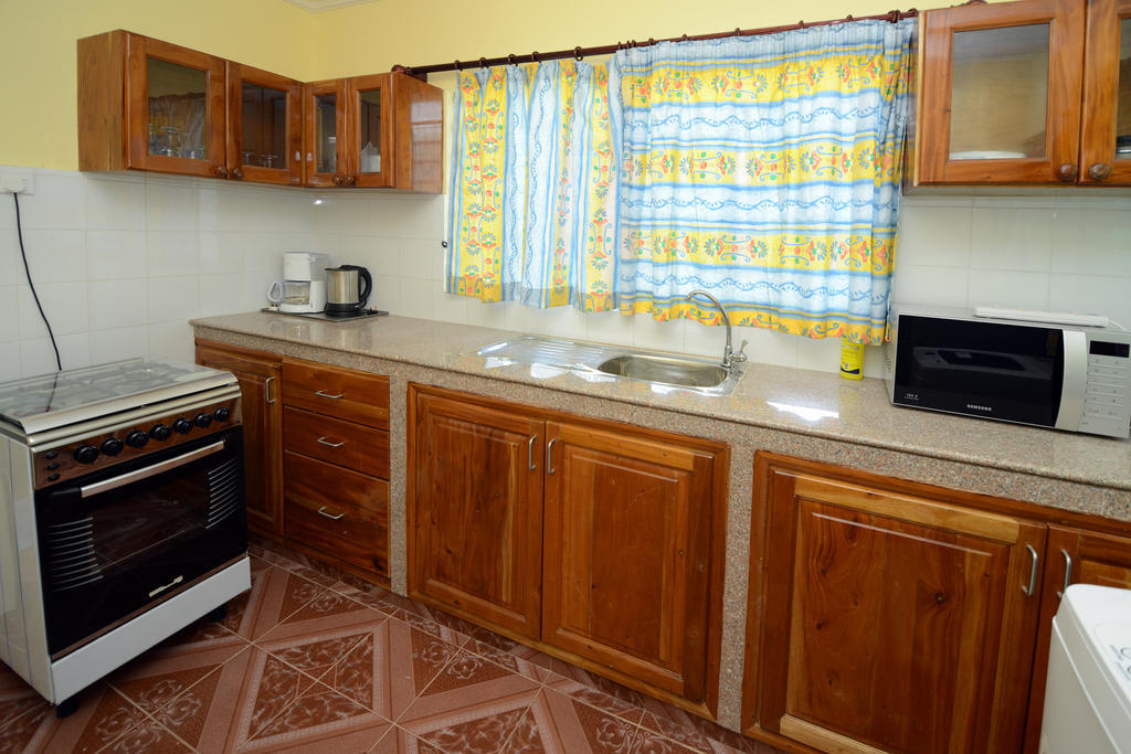 Le Relax Self Catering Apartment Ла-Діг Номер фото