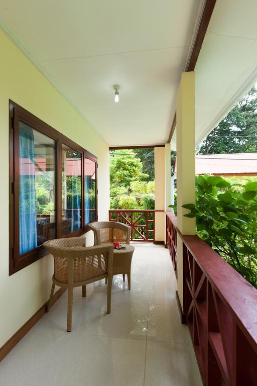 Le Relax Self Catering Apartment Ла-Діг Екстер'єр фото
